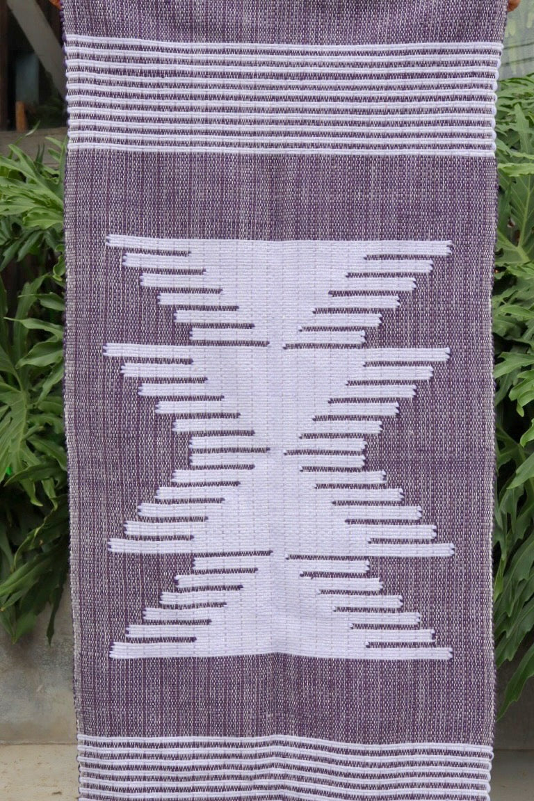 Tapete Médio Malha Roxo com Bico Sem Franja