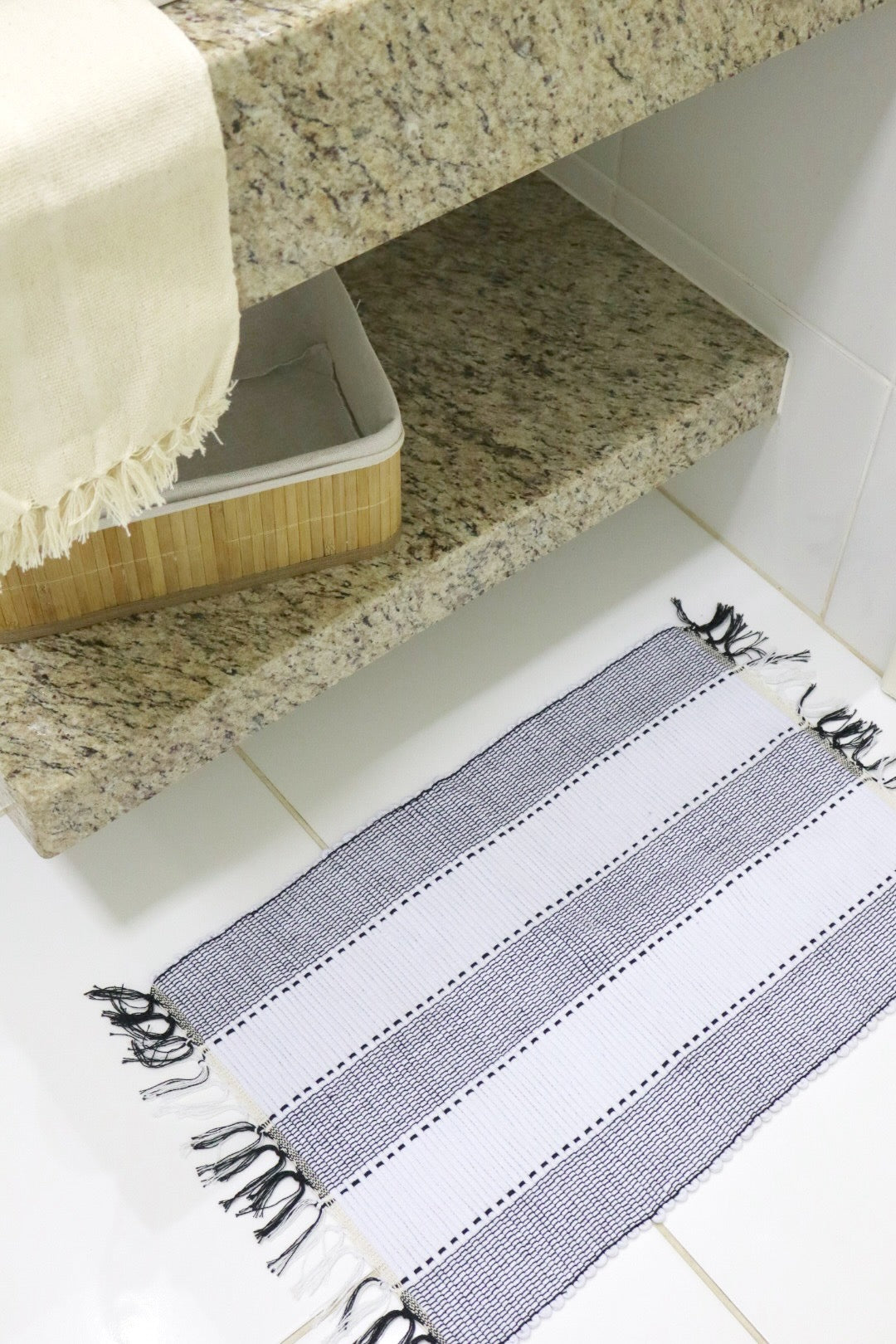 Kit 2 Peças de Lavabo Comum Cru, Branco e Preto