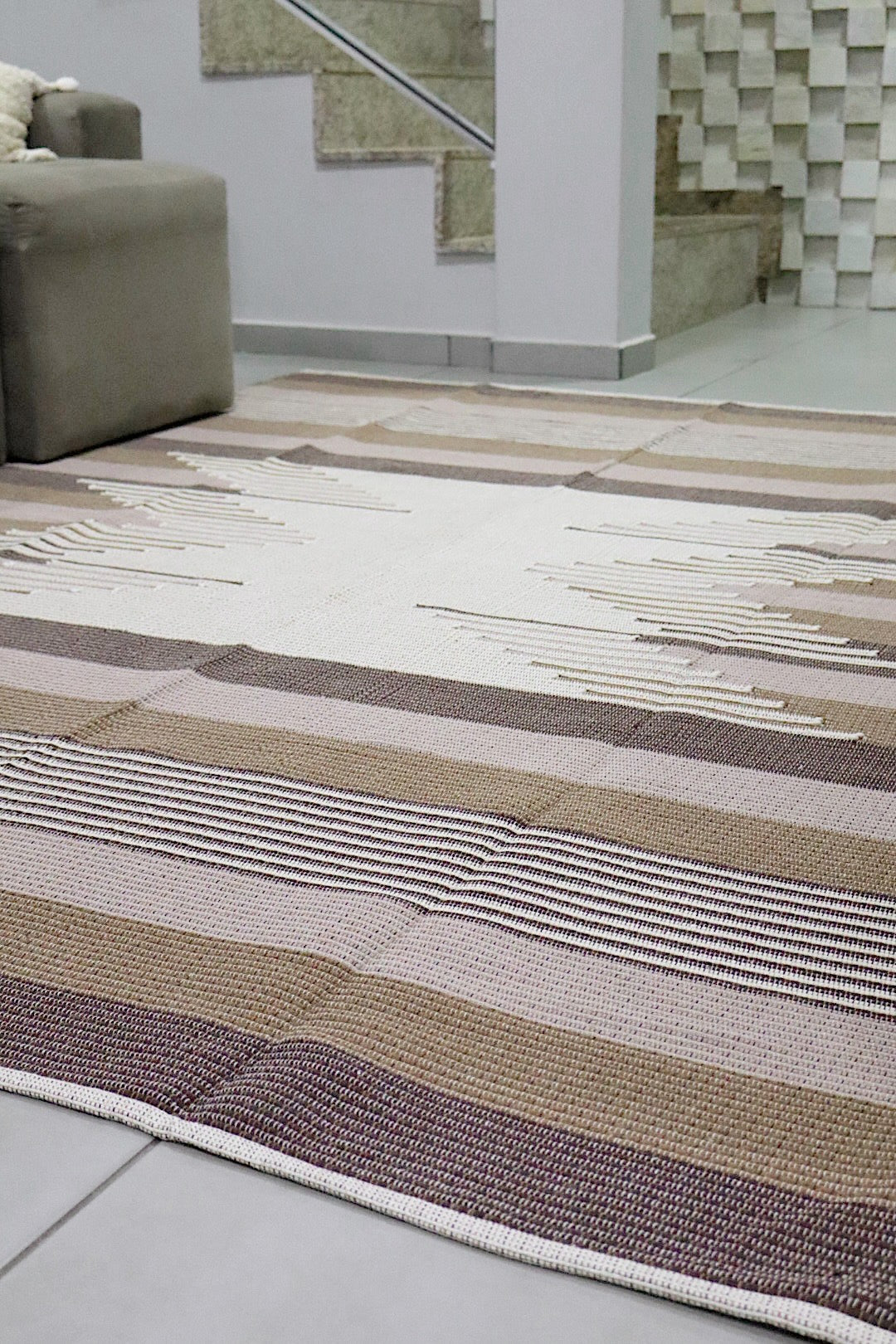 Tapete de Bico Linha Marrom 2,00x3,00m