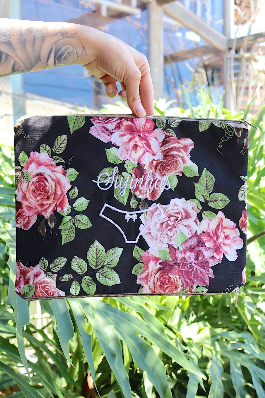 Necessaire Porta Calcinha Limpinha Sujinha G Flor Preta