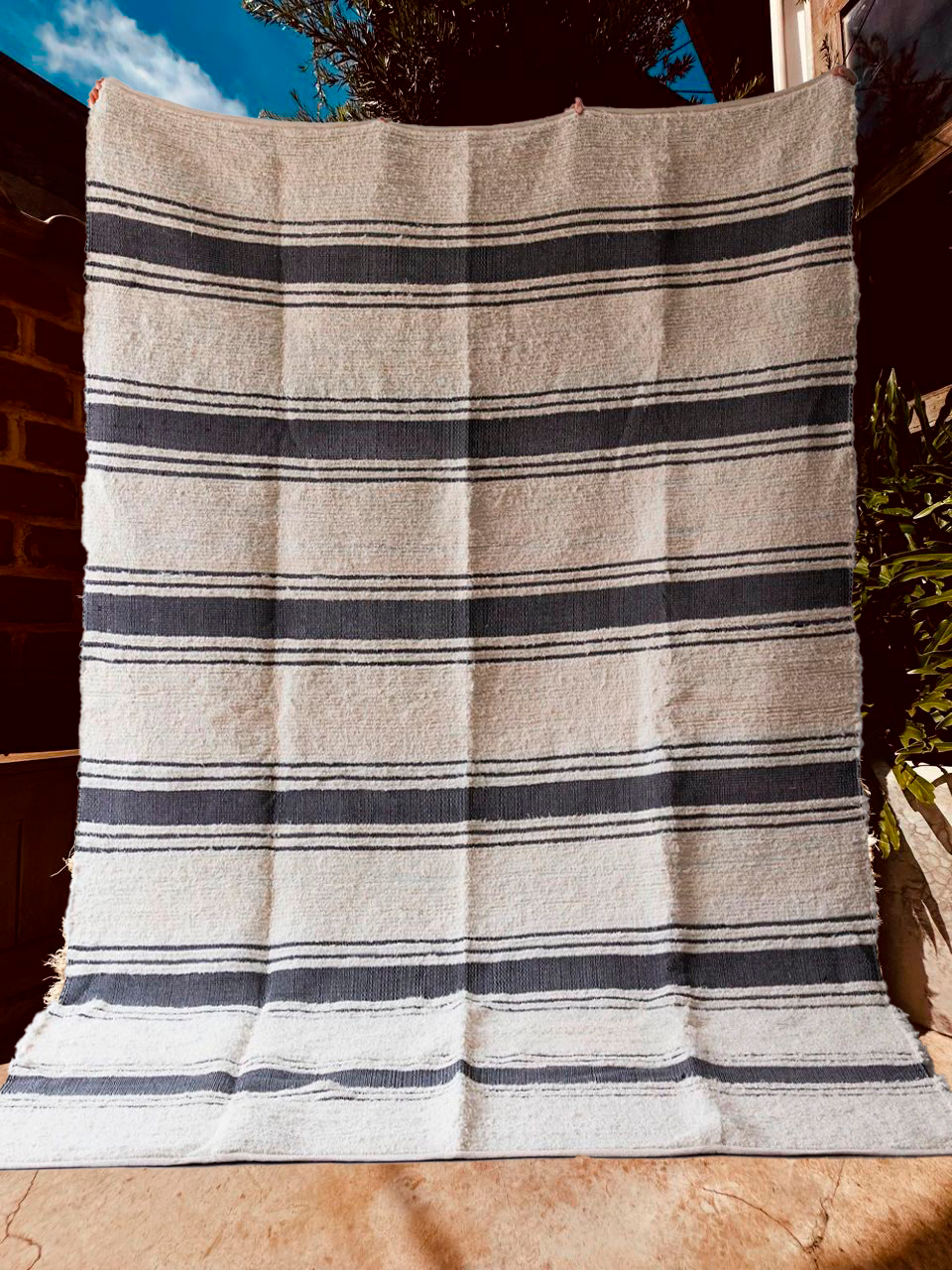 Tapete Algodão Bordado Listrado Chic Preto 1,50x2,00m