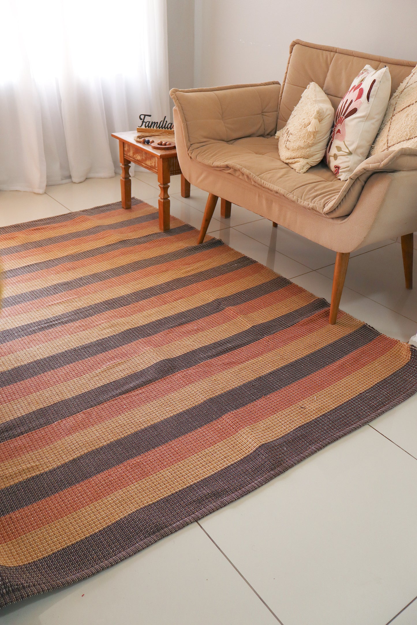 Tapete em Linha Listrado Terracota, Marrom e Café com Leite 2,00x2,50m