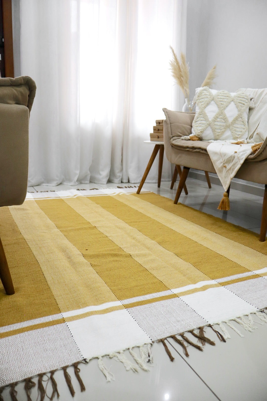 Tapete em Malha Moldura Amarelo 1,50x2,00m