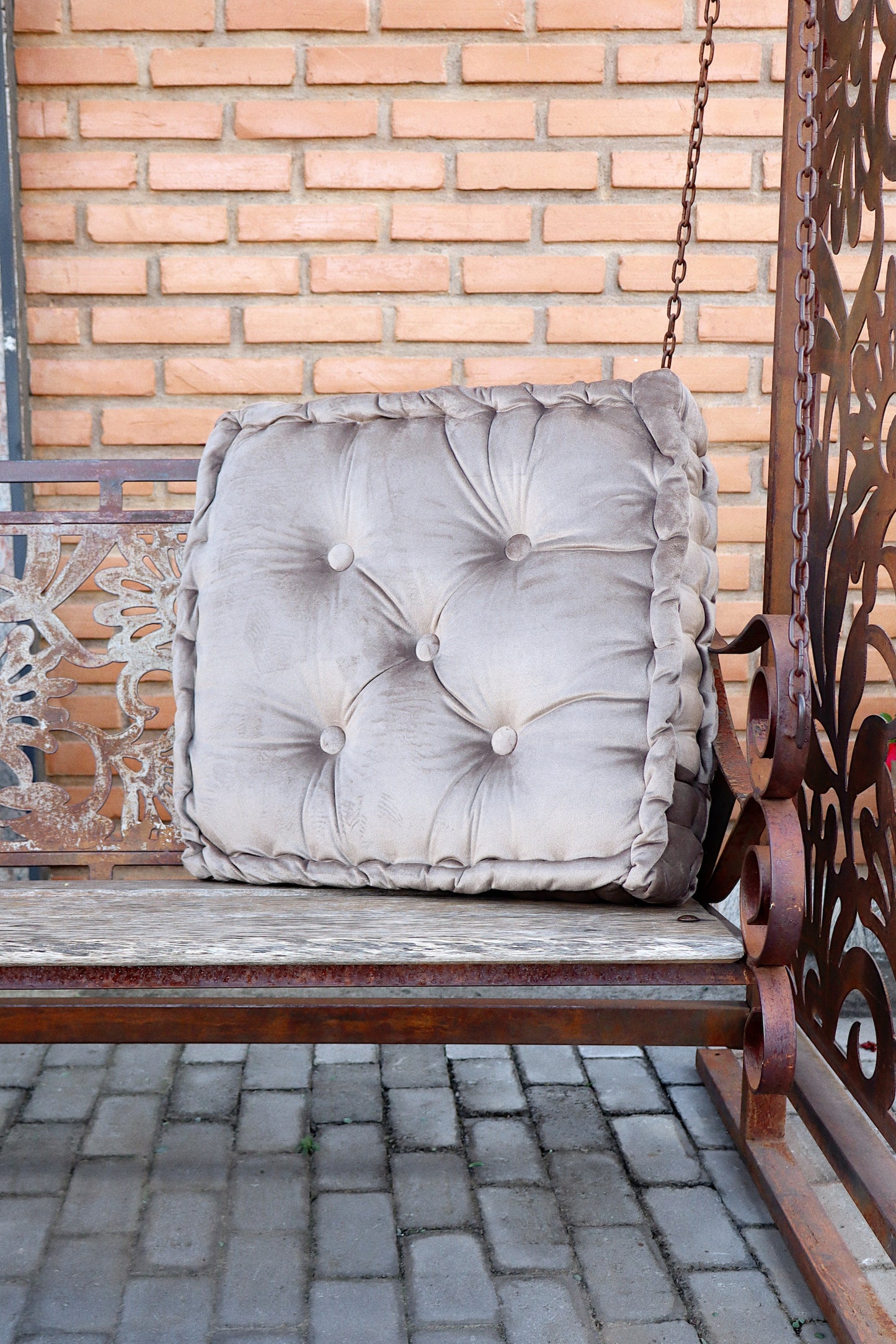 Almofada Futon Turca Suede Bege 50x50x10cm