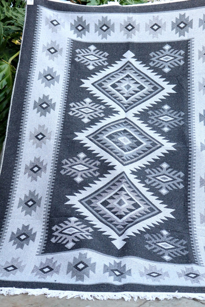 Tapete Kilim Antep 1,50x2,00m Cinza DES 002