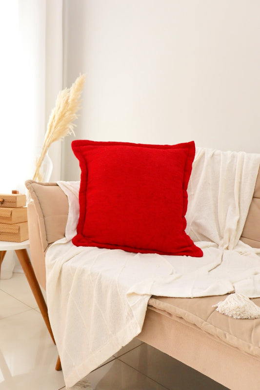 Capa de Almofada em Chenille com Aba Lateral Vermelha 45x45