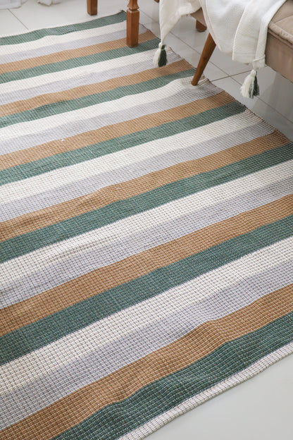 Tapete em Linha Listrado Verde e Marrom 1,50x2,00m
