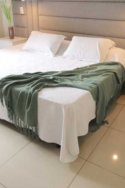 Manta para Sofá / Peseira Escama Boho Verde Menta 1,20mx1,80m