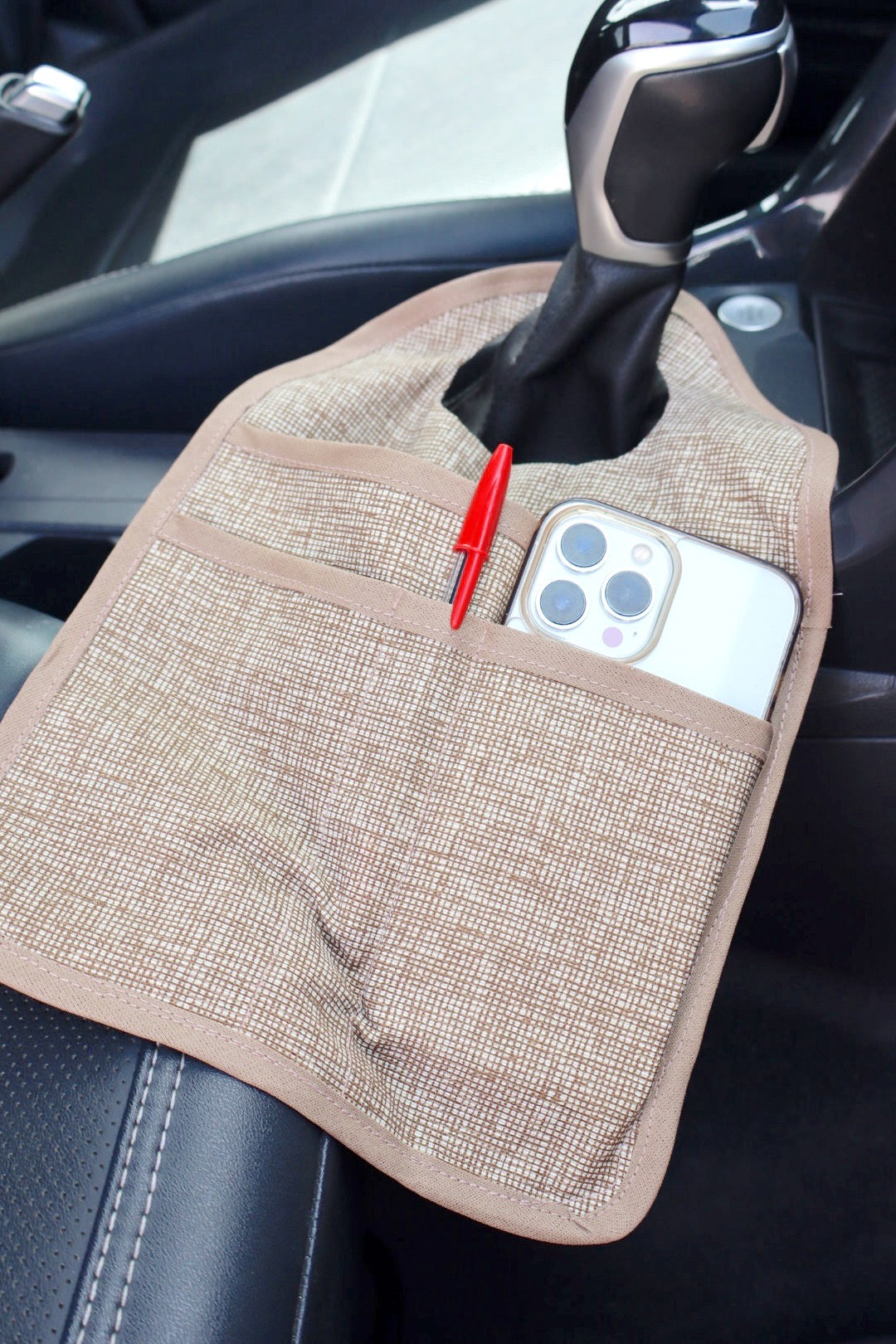 Lixeira para Carro de Tecido com Bolsos Quadriculado Marrom