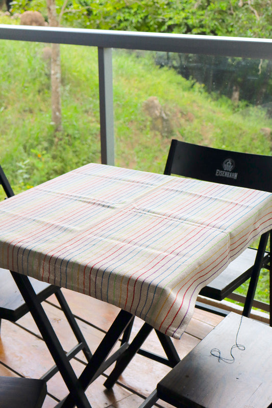 Toalha de Mesa Quadrada Cobre Lanche Arco Íris Listra Fina 0,70x0,70m