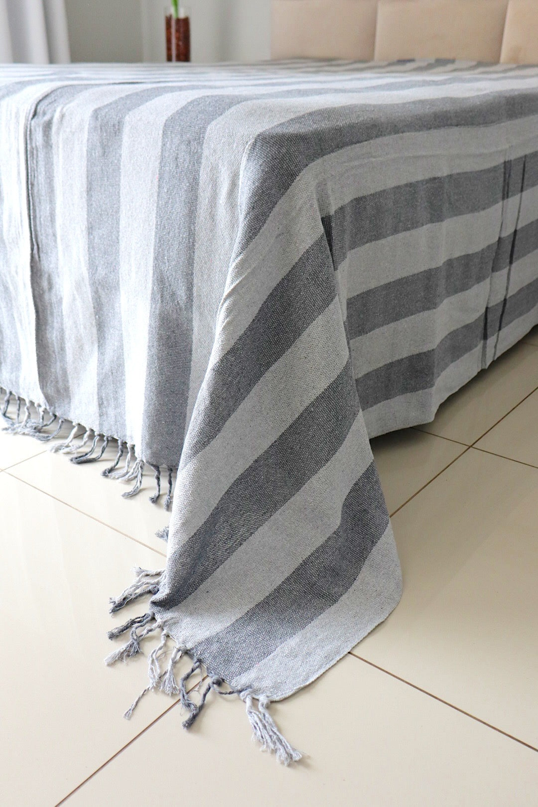Colcha para Cama Casal 2,20x2,50m Artesanal Listrada Cinza