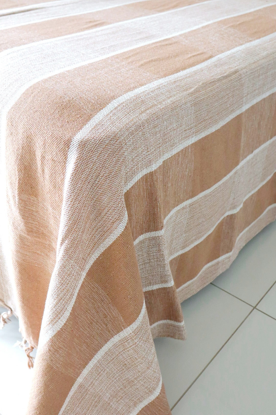 Colcha para Cama Casal 2,20x2,50m Artesanal Xadrez Café com Leite