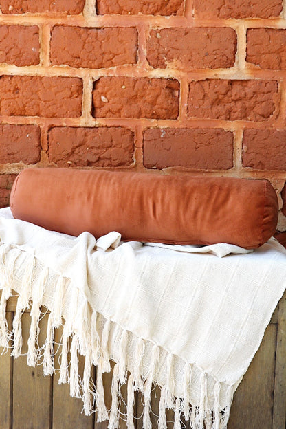 Almofada Rolinho Decorativa Suede Terracota