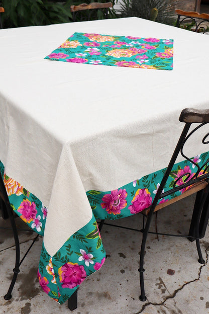 Toalha de Mesa Quadrada Com Barra em Chita Tifanny Mesa 8 Lugares 2,40x2,40m