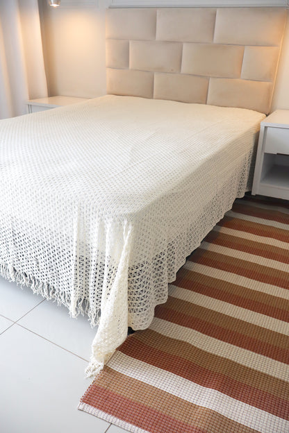 Colcha para Cama Queen em Renda Cru 2,30x2,90m