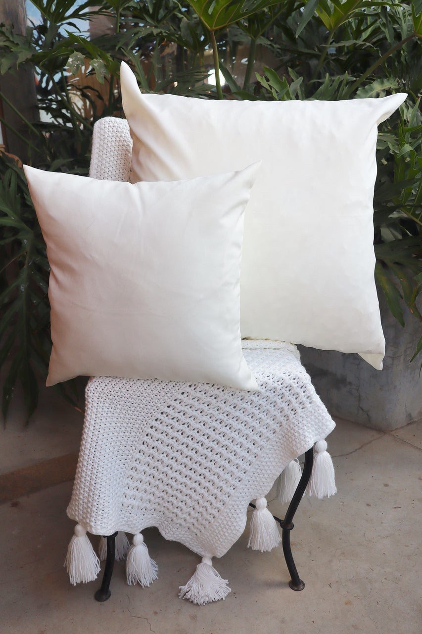 Capa de Almofada Oxford Lisa Off White Cru 65x65