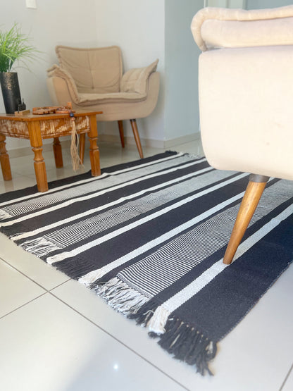 Tapete em Linha Marrom Café Listrado 1,50x1,50m