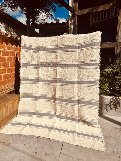 Tapete Algodão Bordado Listrado Chic Cinza 2,00x2,50m