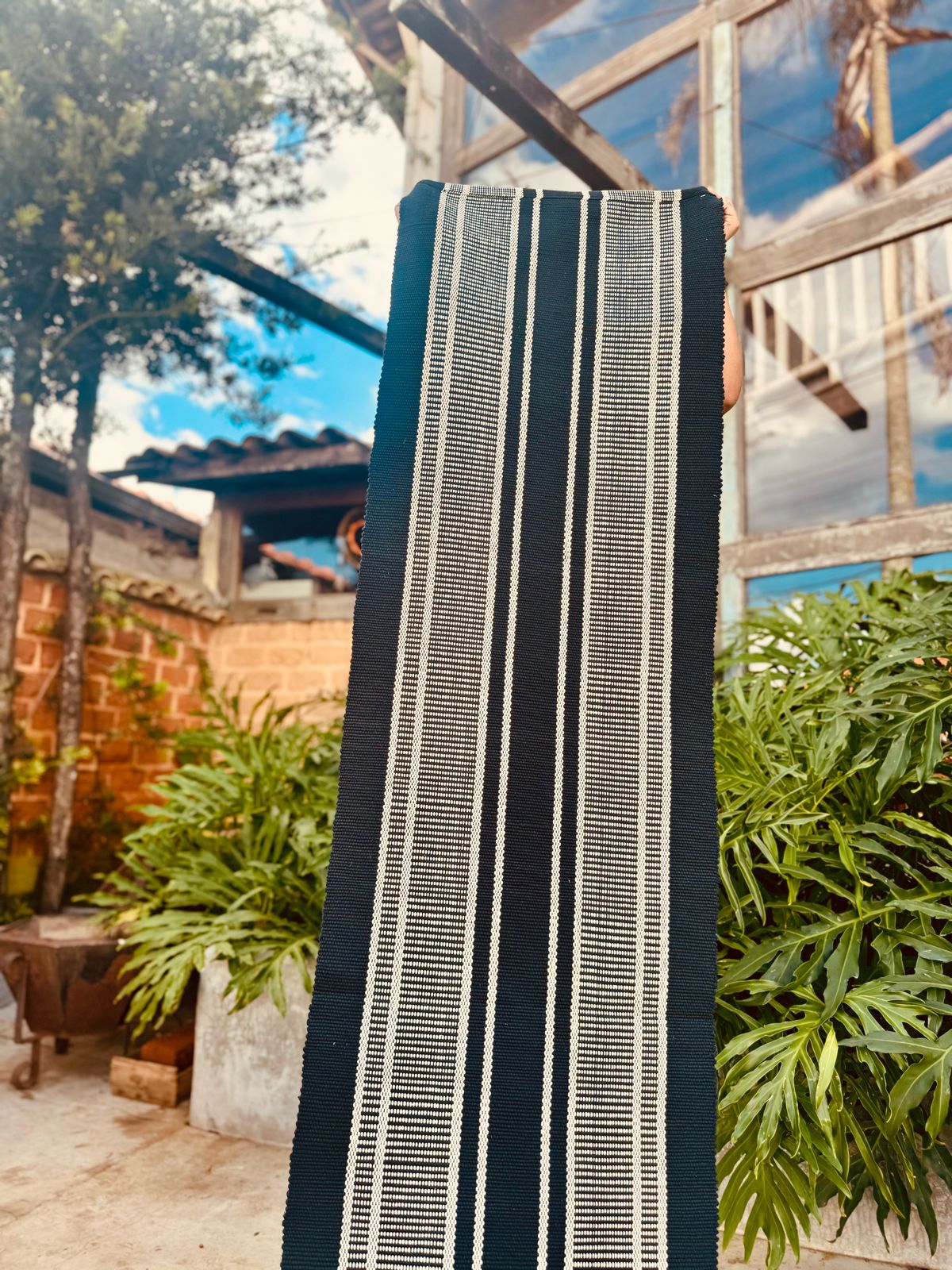 Passadeira em Linha Listrada Preta 2,0m
