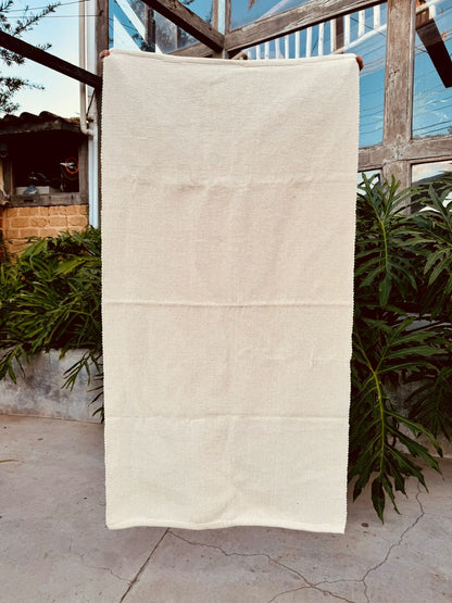 Tapete Médio Linha Liso Cru 0,90x1,50m