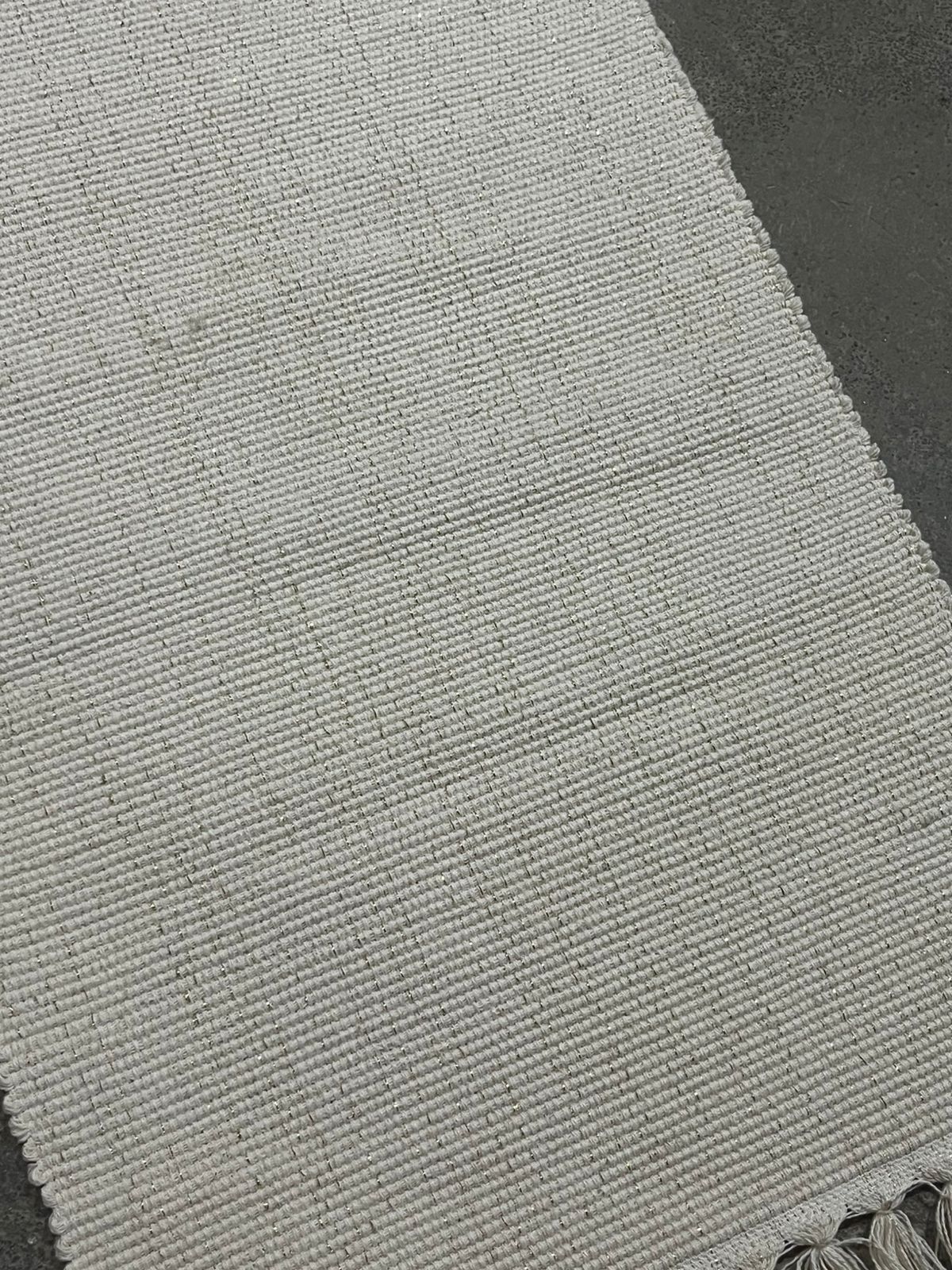 Caminho de Mesa Linha com Fio Lurex Cru 2,0m