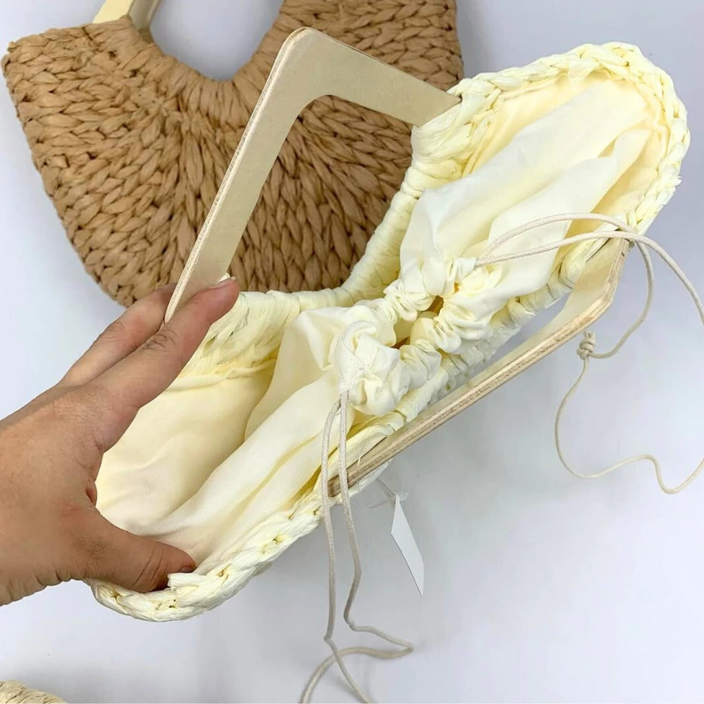 Bolsa de Praia Meia Lua com Alça de Bambu